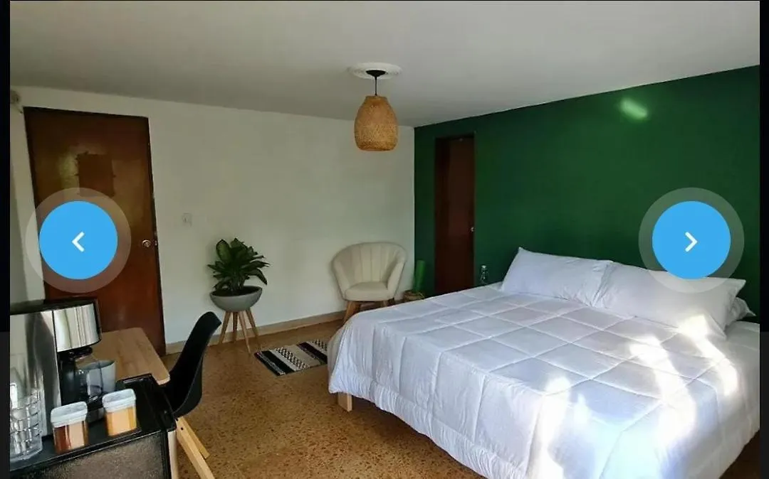 Bed & Breakfast Aguacatala Rooms Medellin Colombia